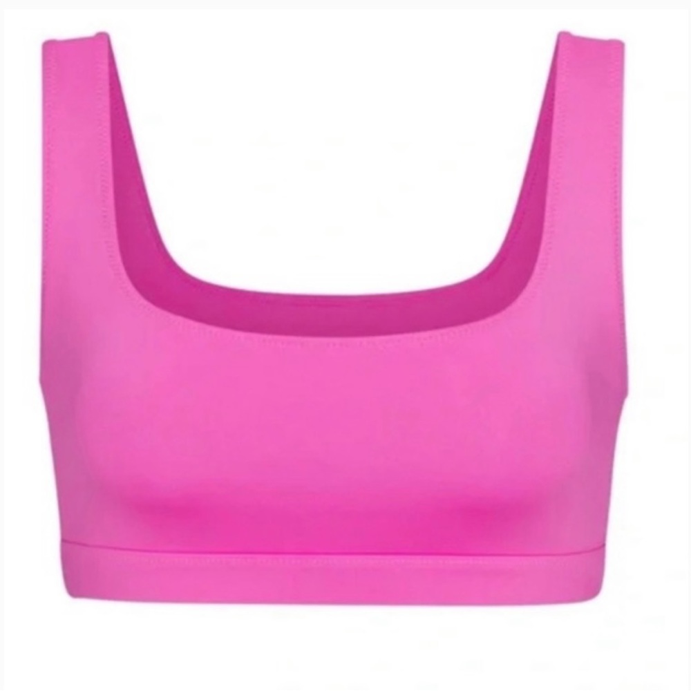 Skims swim tank